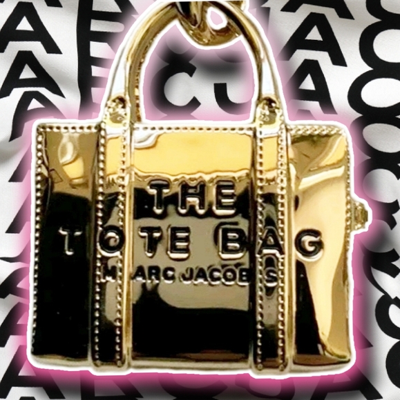 🆕️Marc Jacobs The Tote Bag Golden Charm With Dust Bag and Box NWT - Picture 5 of 8